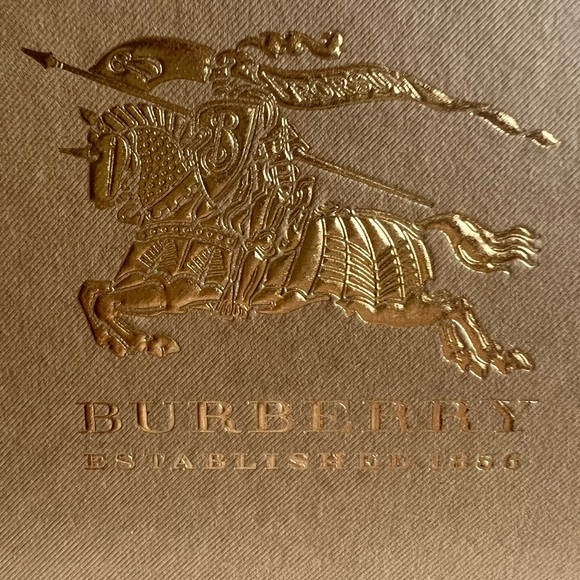 New Burberry of London gift box - Picture 12 of 12